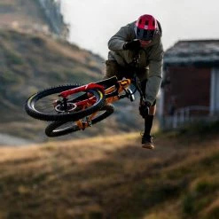 Bluegrass Rogue MIPS MTB Helmet Black Iridescent Helmets 12 Bluegrass Rogue MIPS MTB Helmet Black Iridescent Helmets